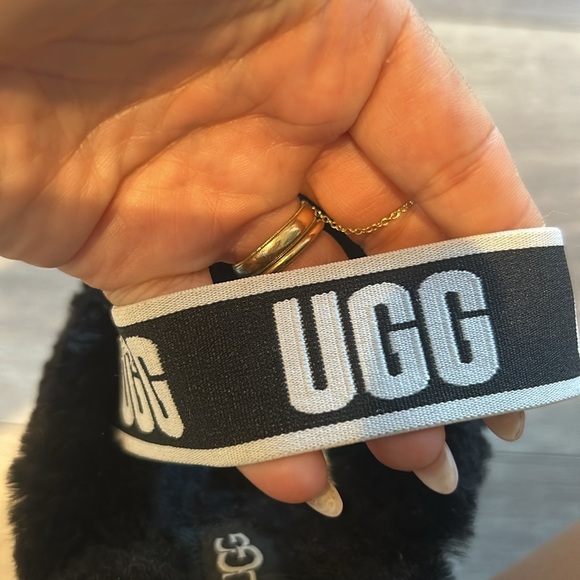 UGG Black Fluffy Platform Sandals 8 - Picture 3 of 11